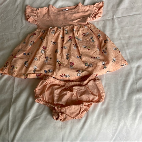 Baby Gap Dress Bundle, 12-18M - Picture 3 of 6